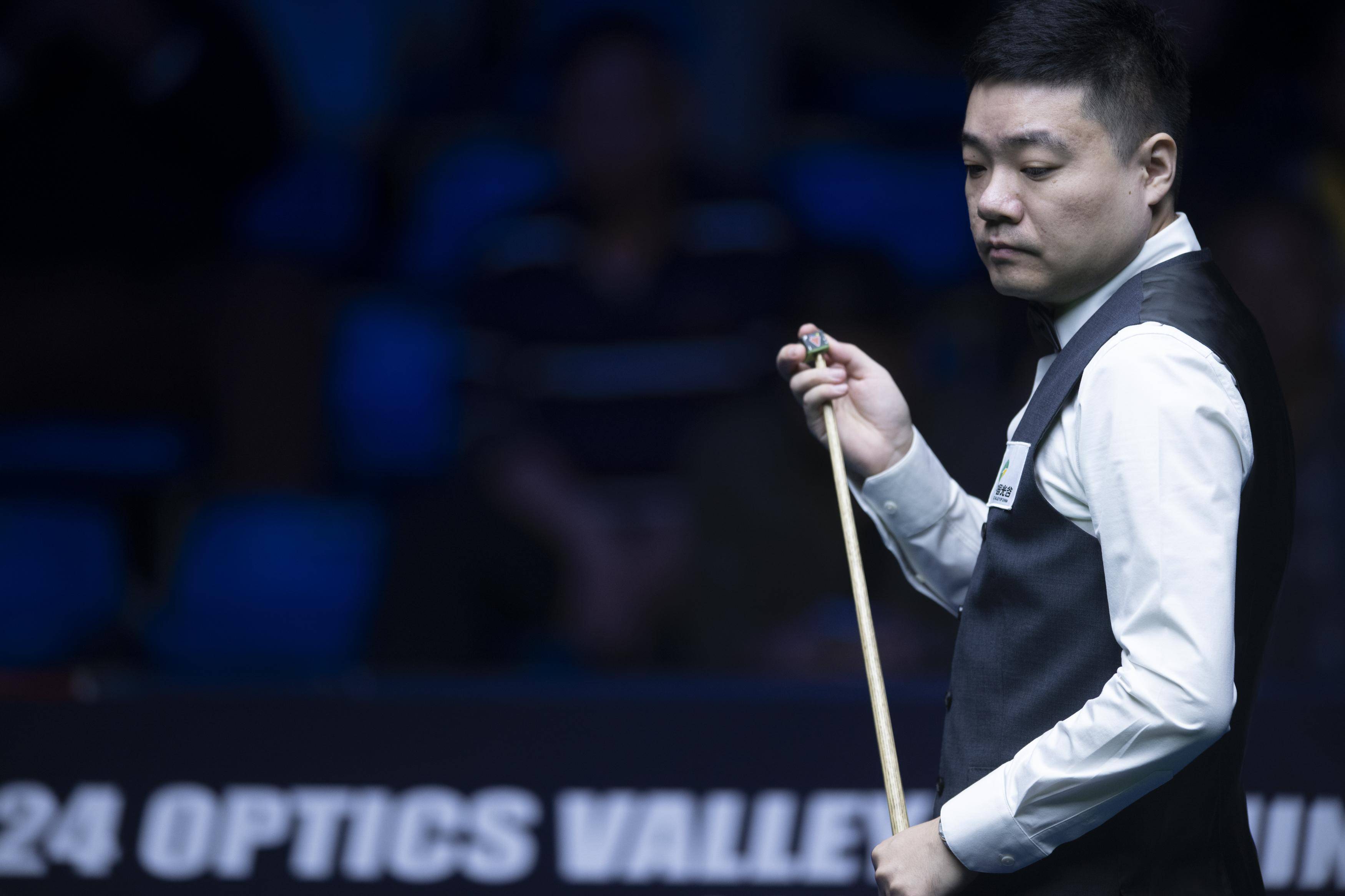 员感到沮丧 员感到沮丧